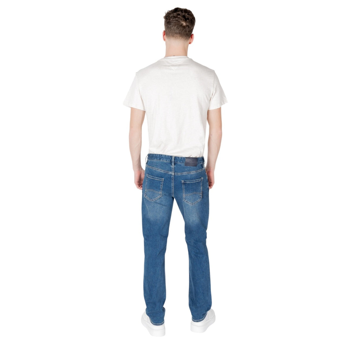 Image 2 : Détail jean Armani Exchange homme bleu azur poches et finitions — Delvale