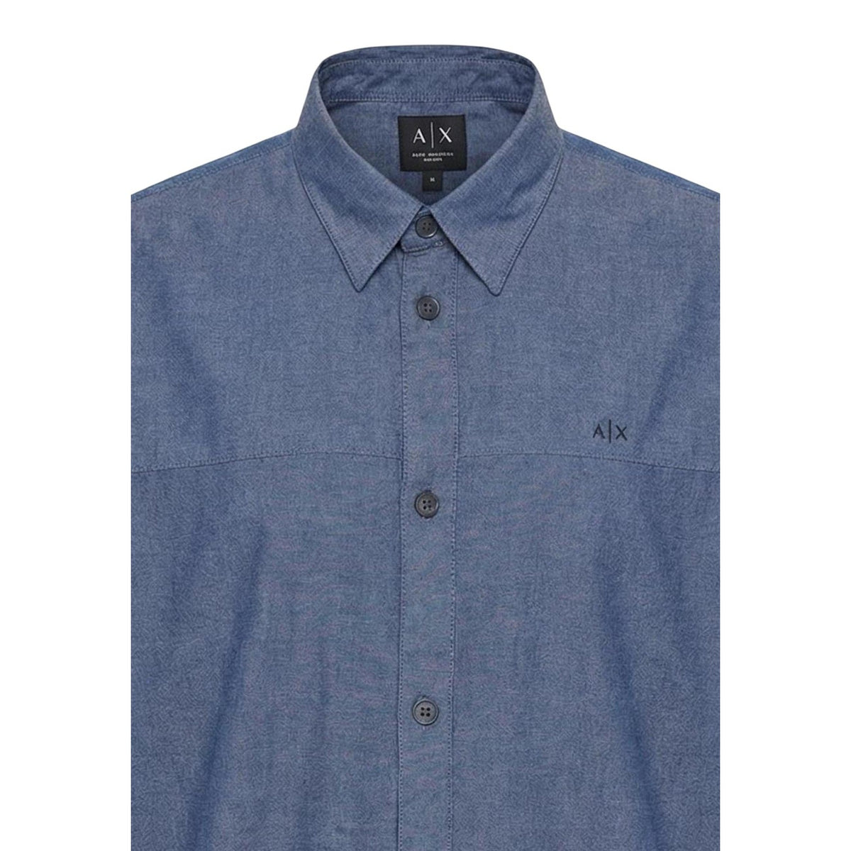 Image 5 : Logo AX brodé discret sur la poche poitrine de la chemise Armani Exchange homme bleu indigo — Delvale