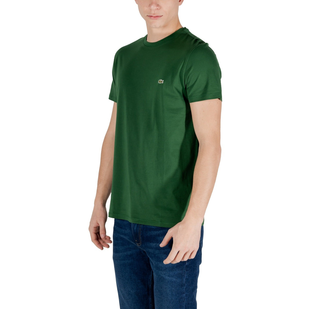 Image 2 : T-shirt Lacoste homme vert pur coton, coupe ajustée col rond, logo crocodile visible sur la poitrine gauche — Delvale