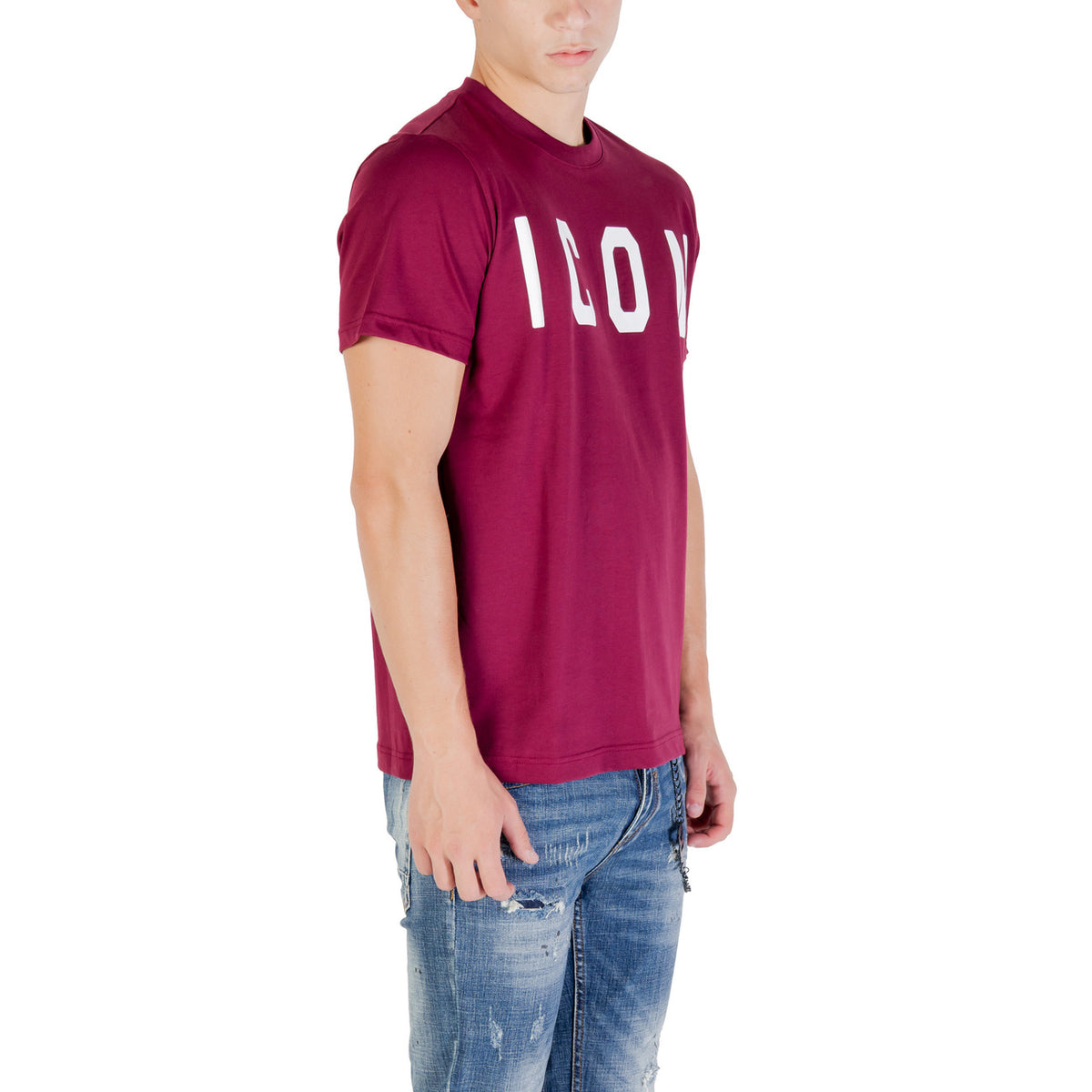 Image 3 : T-shirt Icon homme bordeaux porté, style décontracté élégant — delvale