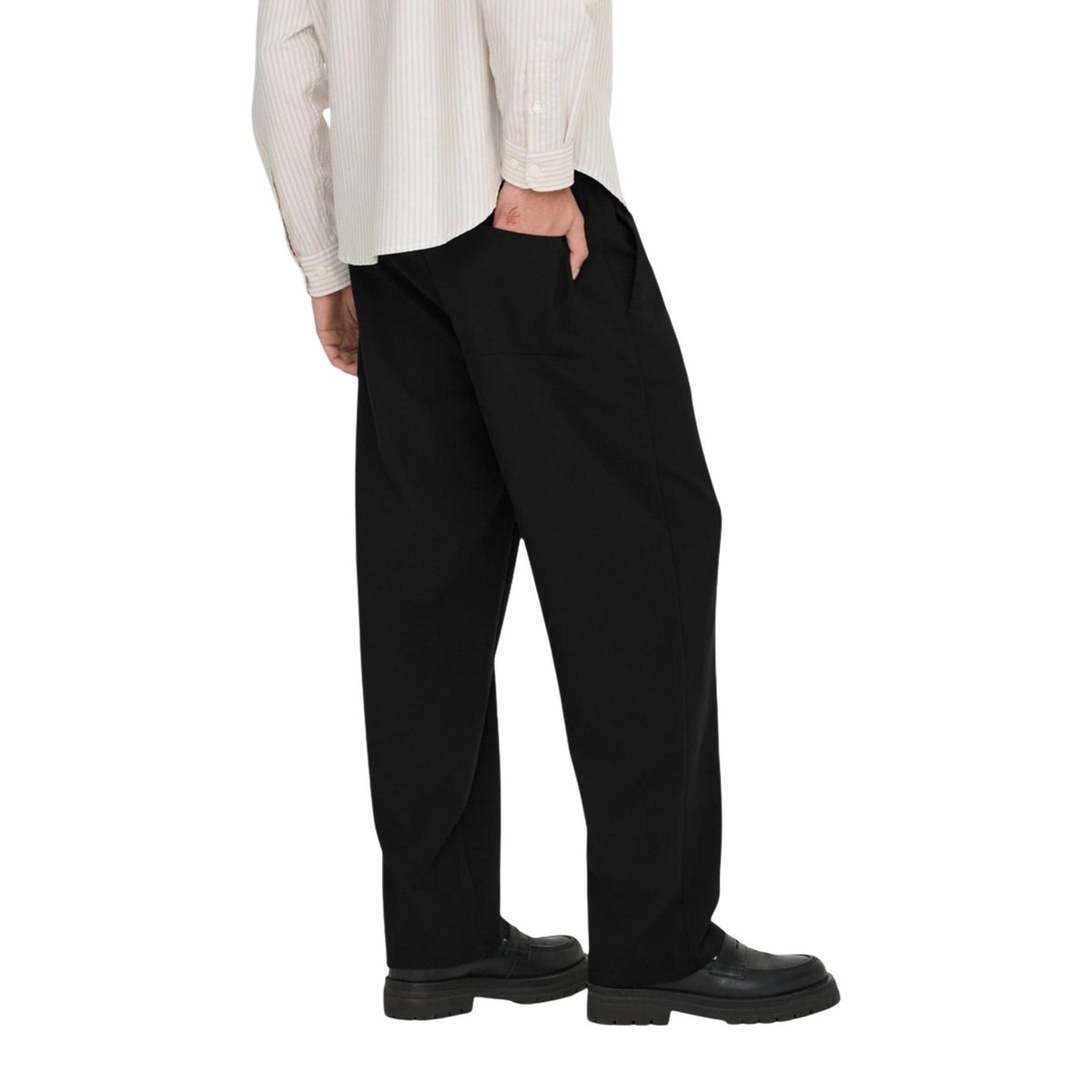 Image 2 : Détail fermeture lacets pantalon Only & Sons noir — Delvale