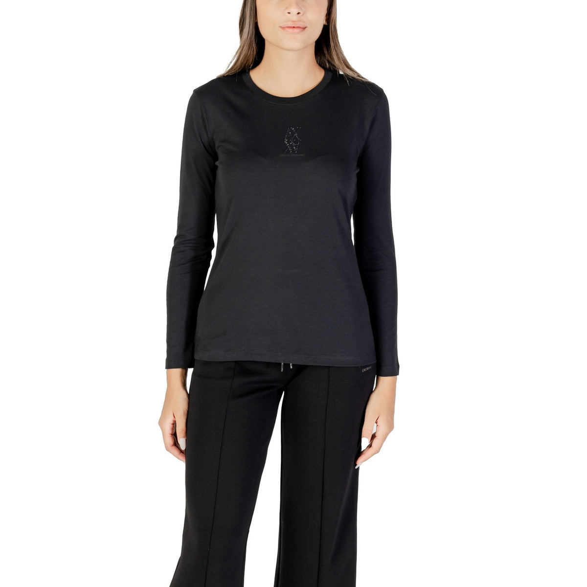 Image 1 : T-shirt femme Armani Exchange noir à manches longues avec détails strass, vue de face — delvale