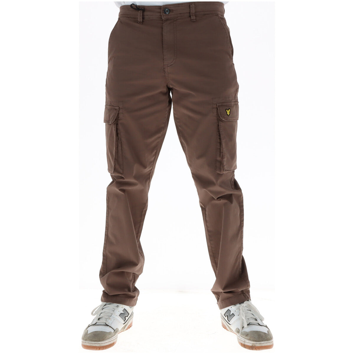 Image 5 : Vue arrière du pantalon cargo Lyle & Scott homme bleu marine avec poches arrières, entretien machine 30° — Delvale