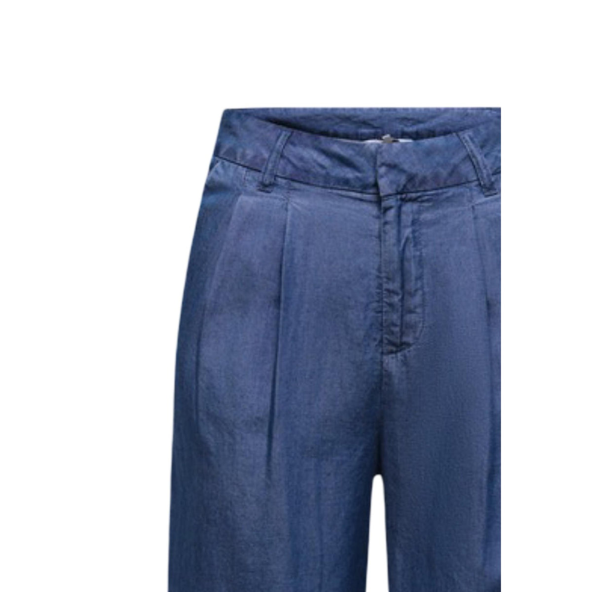 Image 3 : Short bermuda femme Only bleu denim décontracté, vue d'ensemble montrant la longueur bermuda et les poches frontales — Delvale