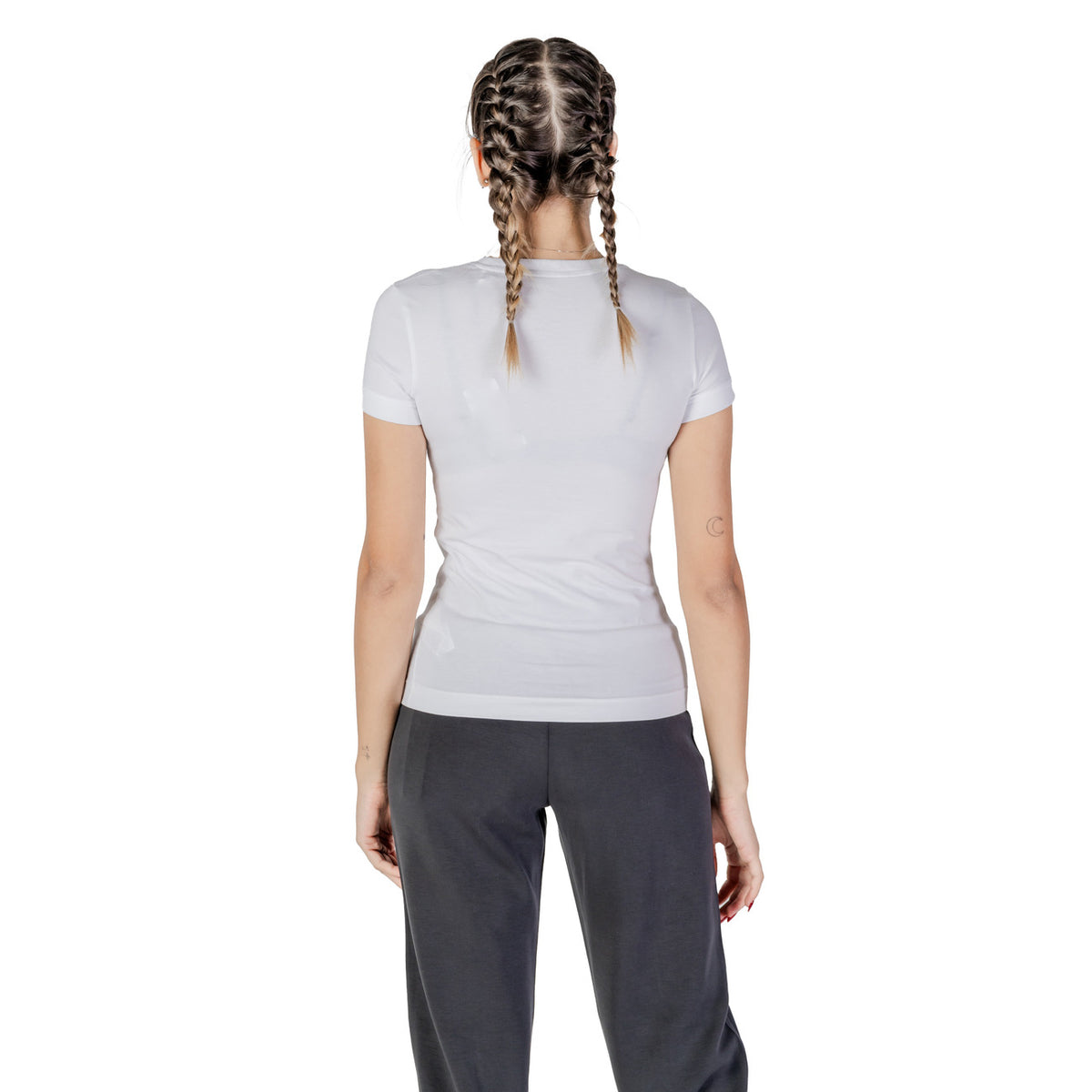 Image 2 : Détail col rond t-shirt blanc Guess femme coupe moderne — delvale