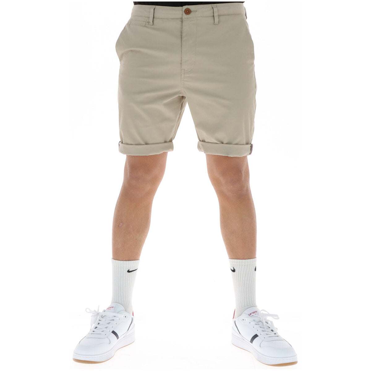 Image 4 : Vue de trois quarts du bermuda chino Superdry homme bleu marine, poches frontales visibles — Delvale