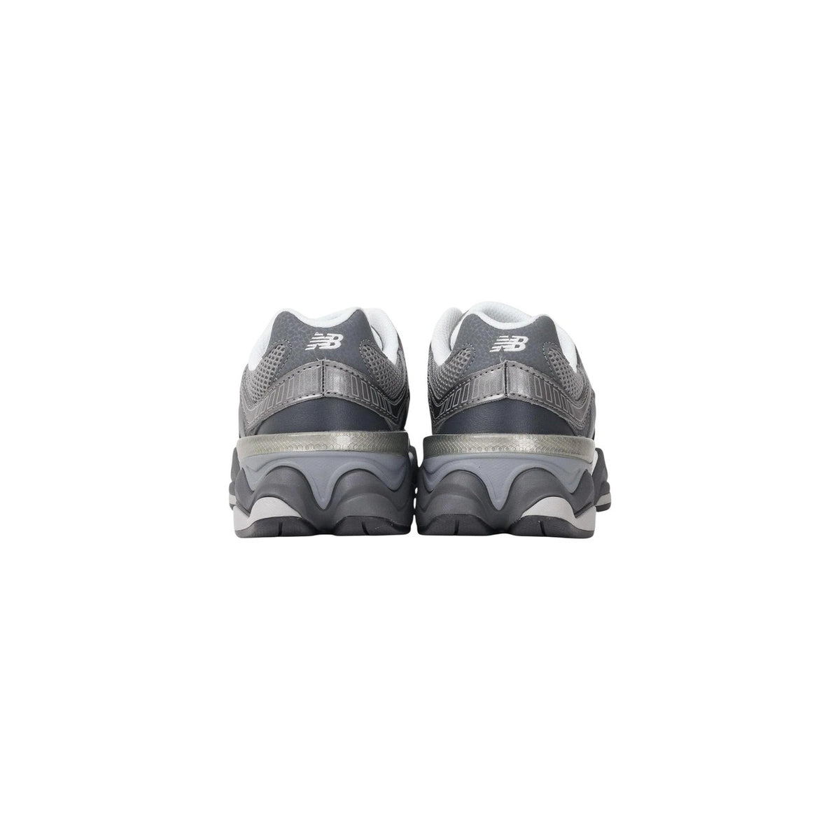 New Balance 9060 Femme Gris Anthracite Contrefort Marine Semelle Blanche — vue arrière — Delvale