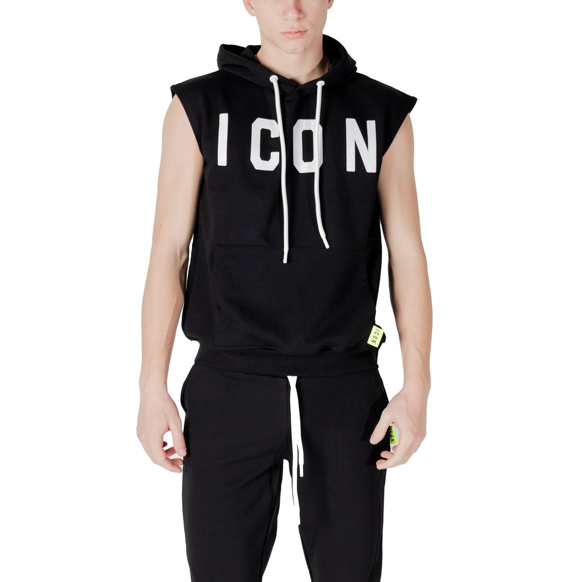 Image 5 : Sweat à capuche Icon homme blanc sans manches, détail poche — delvale