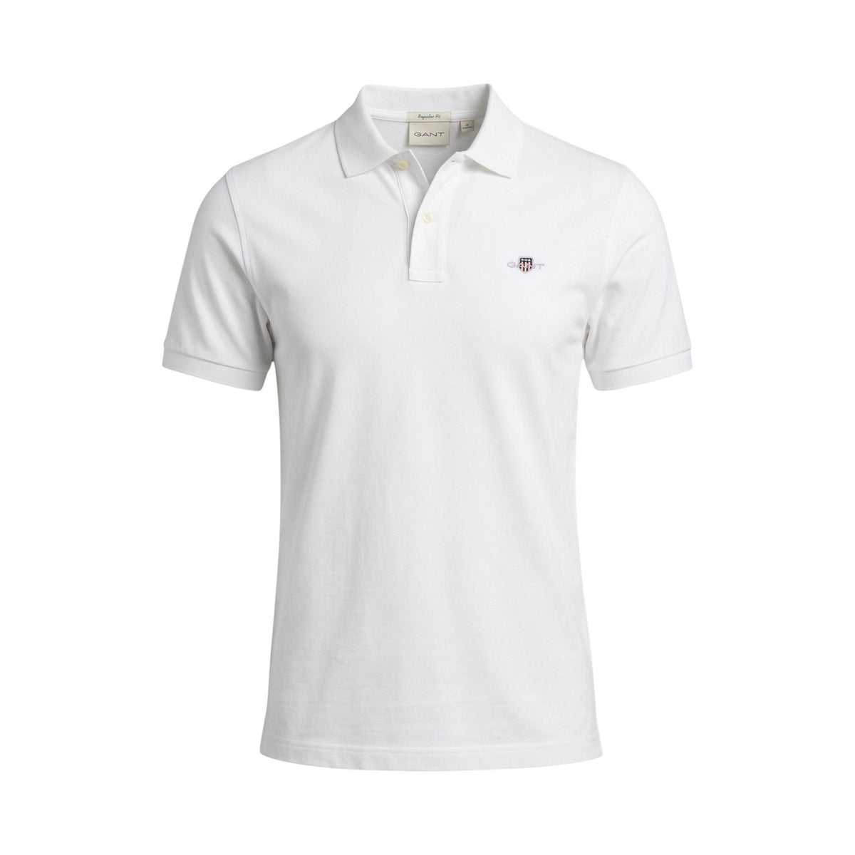 Image 2 : Vue de face du polo Gant homme blanc en piqué de coton, coupe classique et décontractée sur mannequin masculin — Delvale