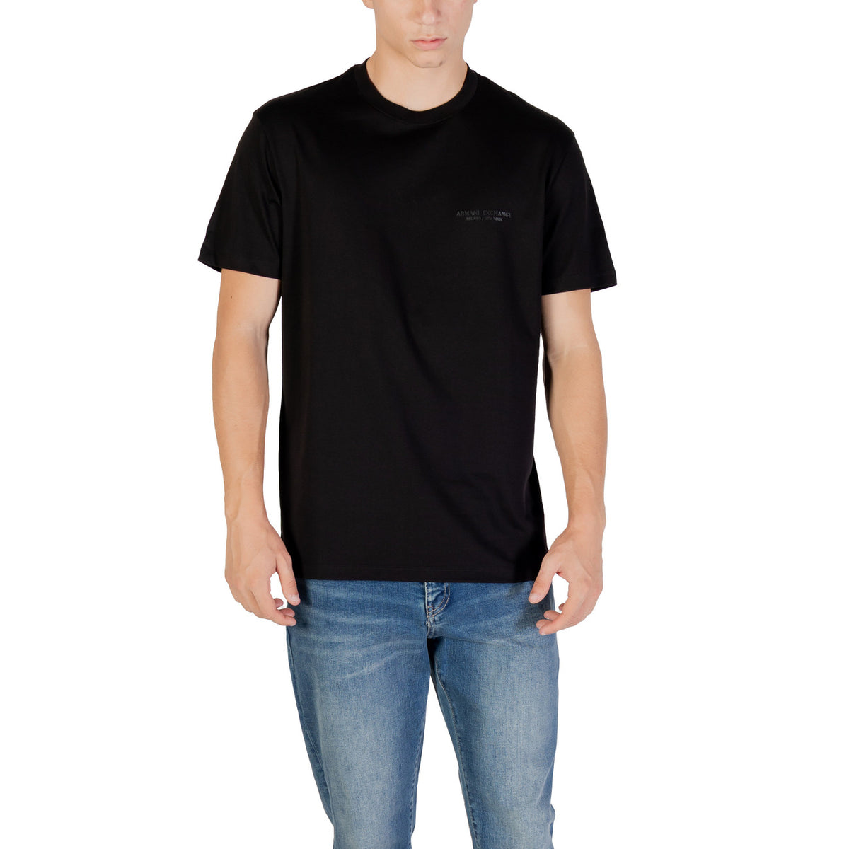 Image 6 : T-shirt Armani Exchange homme vert, vue de profil avec coupe moderne — Delvale