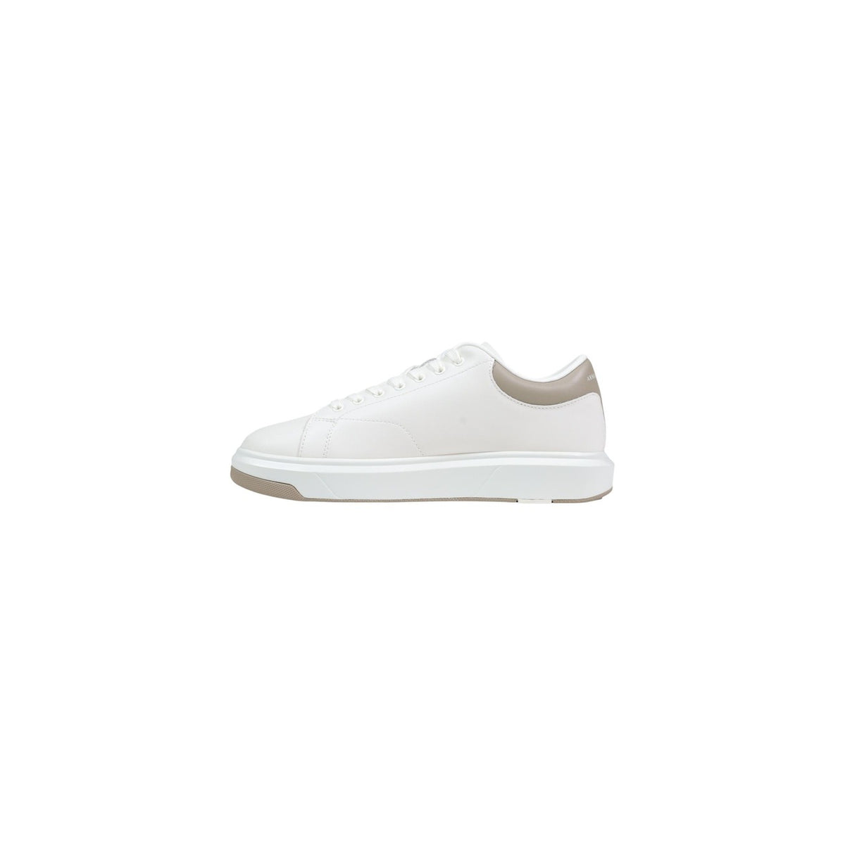 Image 3 : Baskets Armani Exchange homme cuir blanc cassé, vue arrière avec finitions beiges — Delvale