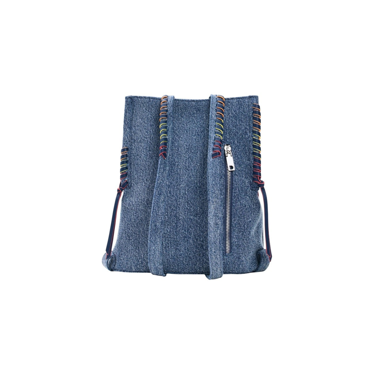 Image 3 : Sac Desigual femme denim bleu avec cœur appliqué signature, sangles convertibles portées à l'épaule et à la main visibles — Delvale