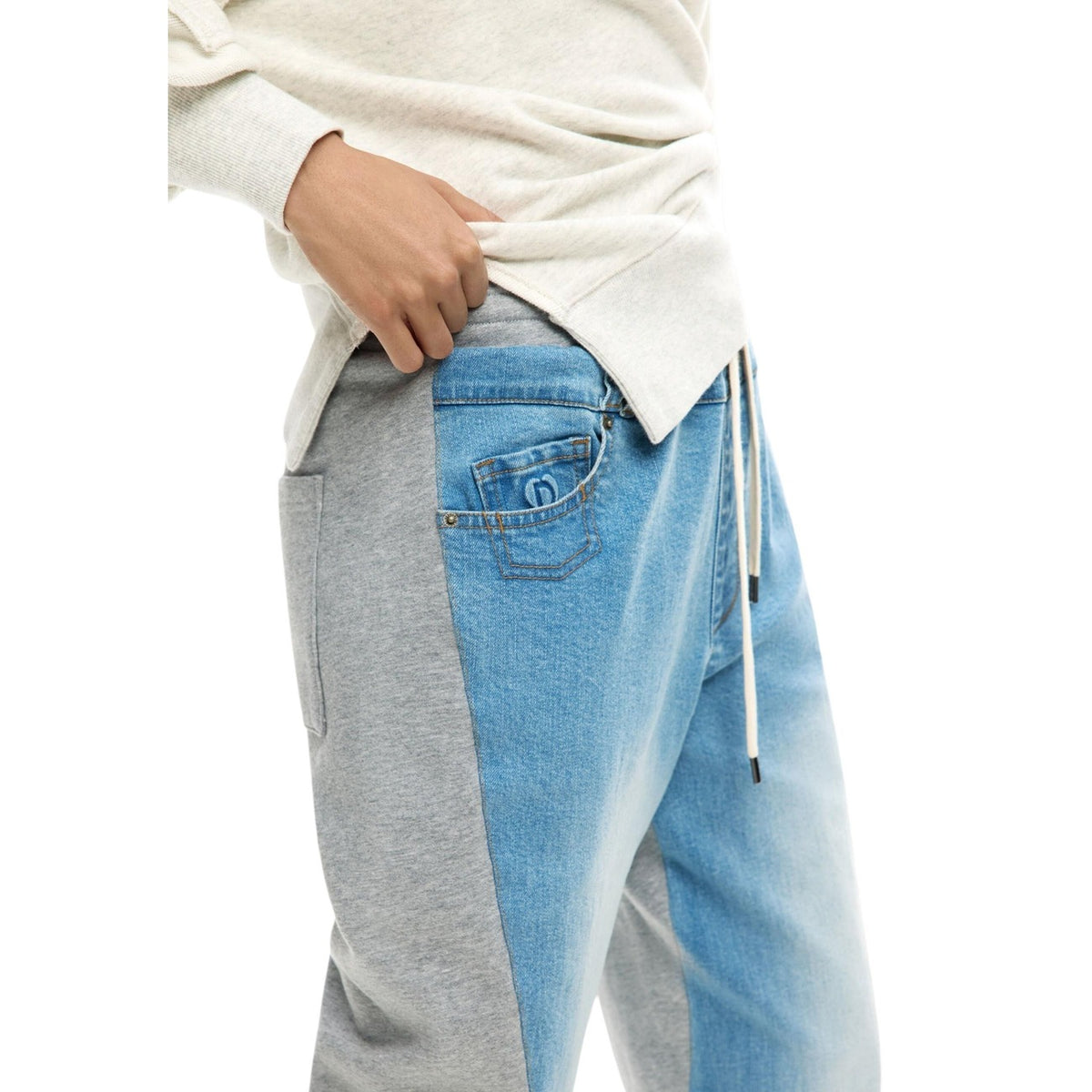 Image 3 : Jeans Desigual femme bleu azur coupe moderne et confortable — delvale