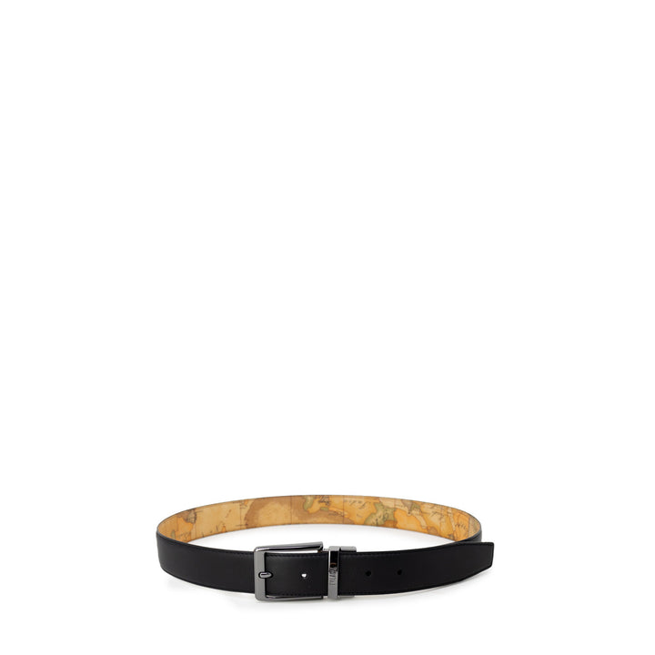 Image 1 : Ceinture réversible Alviero Martini Prima Classe homme, face noire lisse avec boucle rectangulaire gunmetal et doublure imprimé carte du monde Géo Classic visible — Delvale