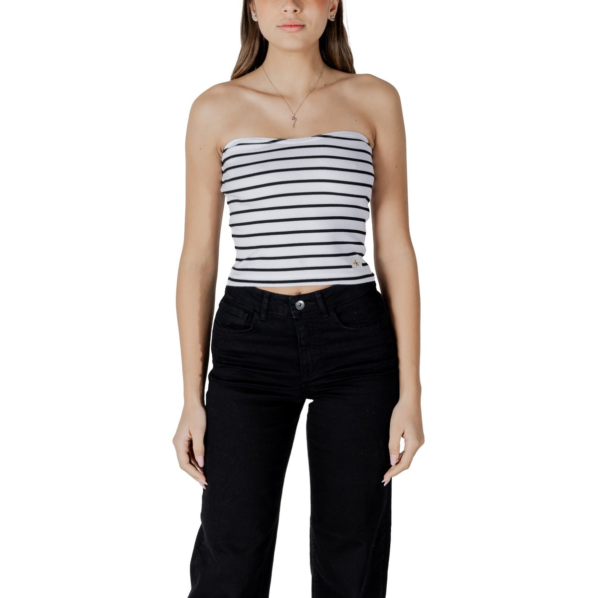 Image 1 : Top Calvin Klein Jeans femme blanc à rayures sans manches, coupe décontractée — delvale