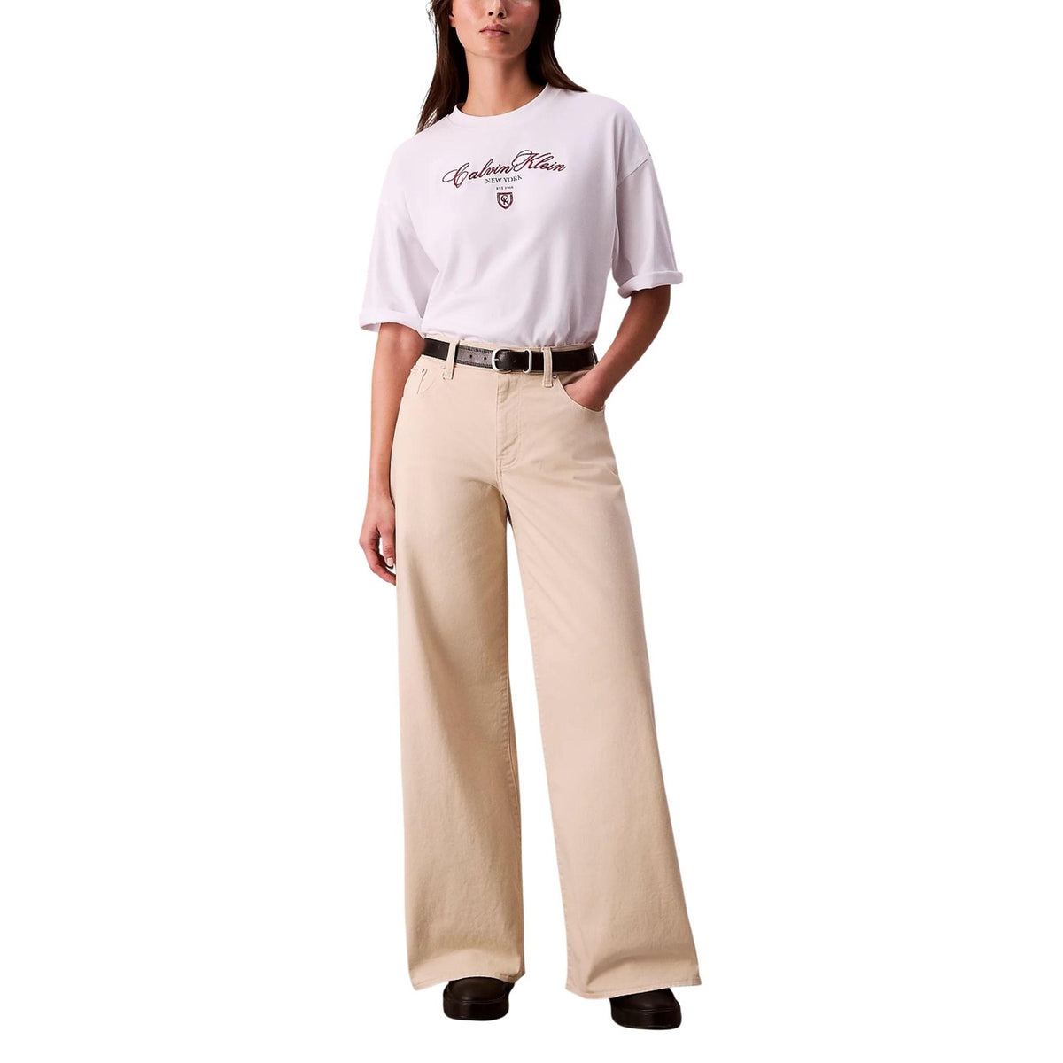 Image 2 : T-shirt Calvin Klein Jeans blanc femme coupe ajustée, impression logo iconique — delvale