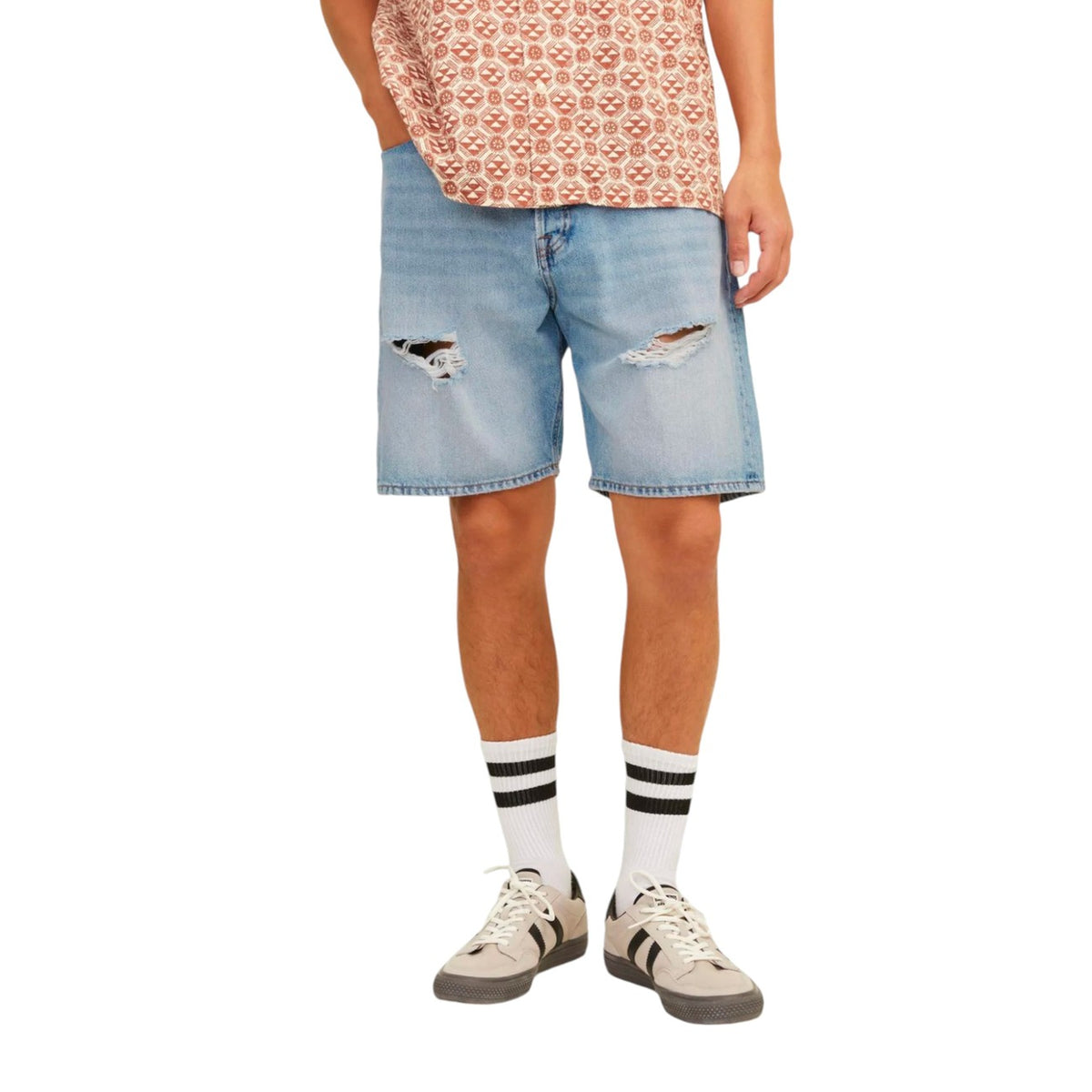 Image 3 : Bermuda homme Jack & Jones bleu azur vue de dos avec poches arrières — delvale