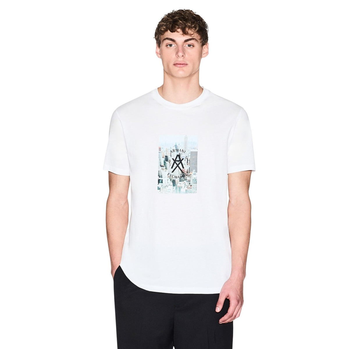 T-shirt Armani Exchange homme blanc print façade – vue de face variante coloris