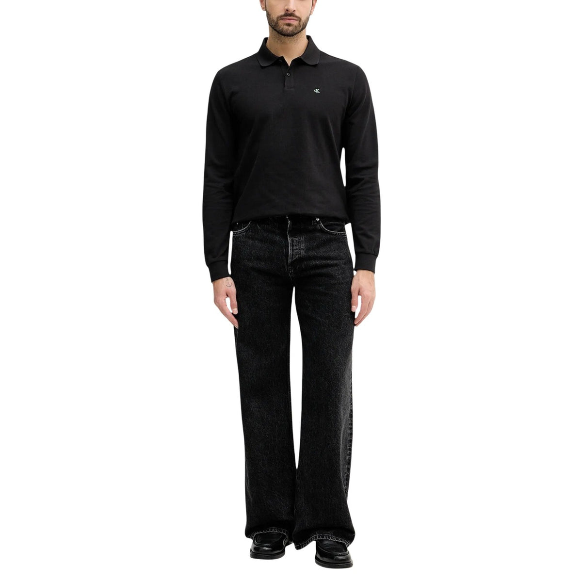 Image 2 : Polo homme noir Calvin Klein Jeans manches longues, détail col et fermeture boutons — delvale