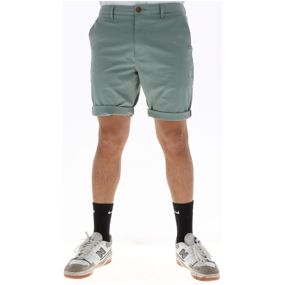 Image 5 : Détail tissu et finitions du short Superdry homme bleu marine, matière coton stretch légère — Delvale