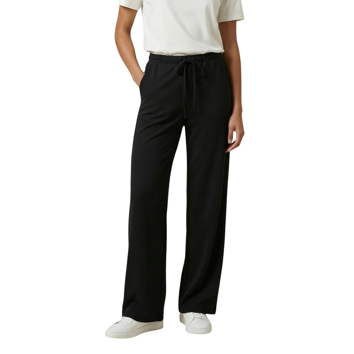 Image 4 : Pantalon Only femme zébré porté en tenue coordonnée avec haut assorti au même imprimé animal — Delvale