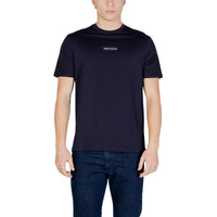 Image 4 : T-shirt blanc Armani Exchange homme porté style décontracté — Delvale