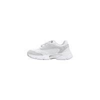 Image 3 : Baskets Guess femme blanches polyvalentes, parfaites pour un look casual élégant — delvale