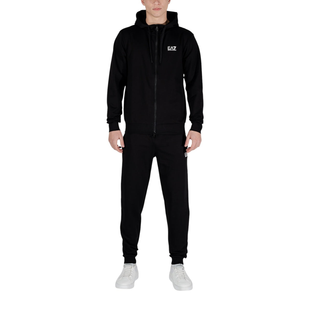 Image 4 : Poches frontales et finitions du survêtement EA7 homme bleu — Delvale