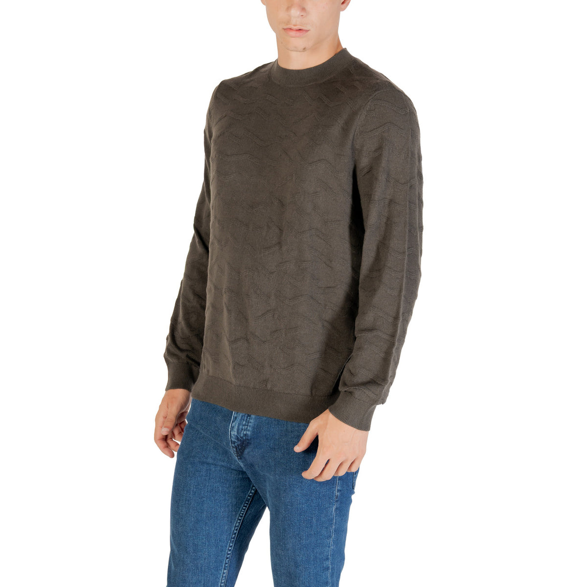 Image 4 : Vue latérale du pull Armani Exchange homme jacquard kaki, bord-côte poignet et bas visible — Delvale