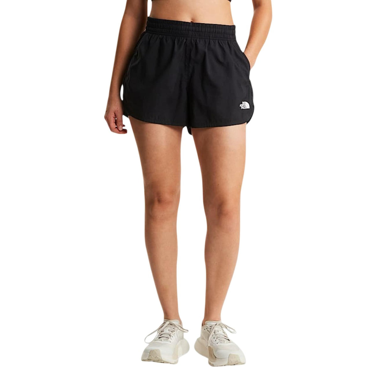 Image 1 : Short femme noir The North Face Active en matière stretch, coupe moderne — delvale