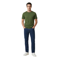 Image 4 : Vue trois quarts du t-shirt Tommy Hilfiger homme col rond vert kaki, coupe décontractée — Delvale
