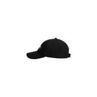 Image 4 : Profil droit de la casquette Tommy Hilfiger Cadillac F1 Team noire, visière courbée et silhouette classique — Delvale