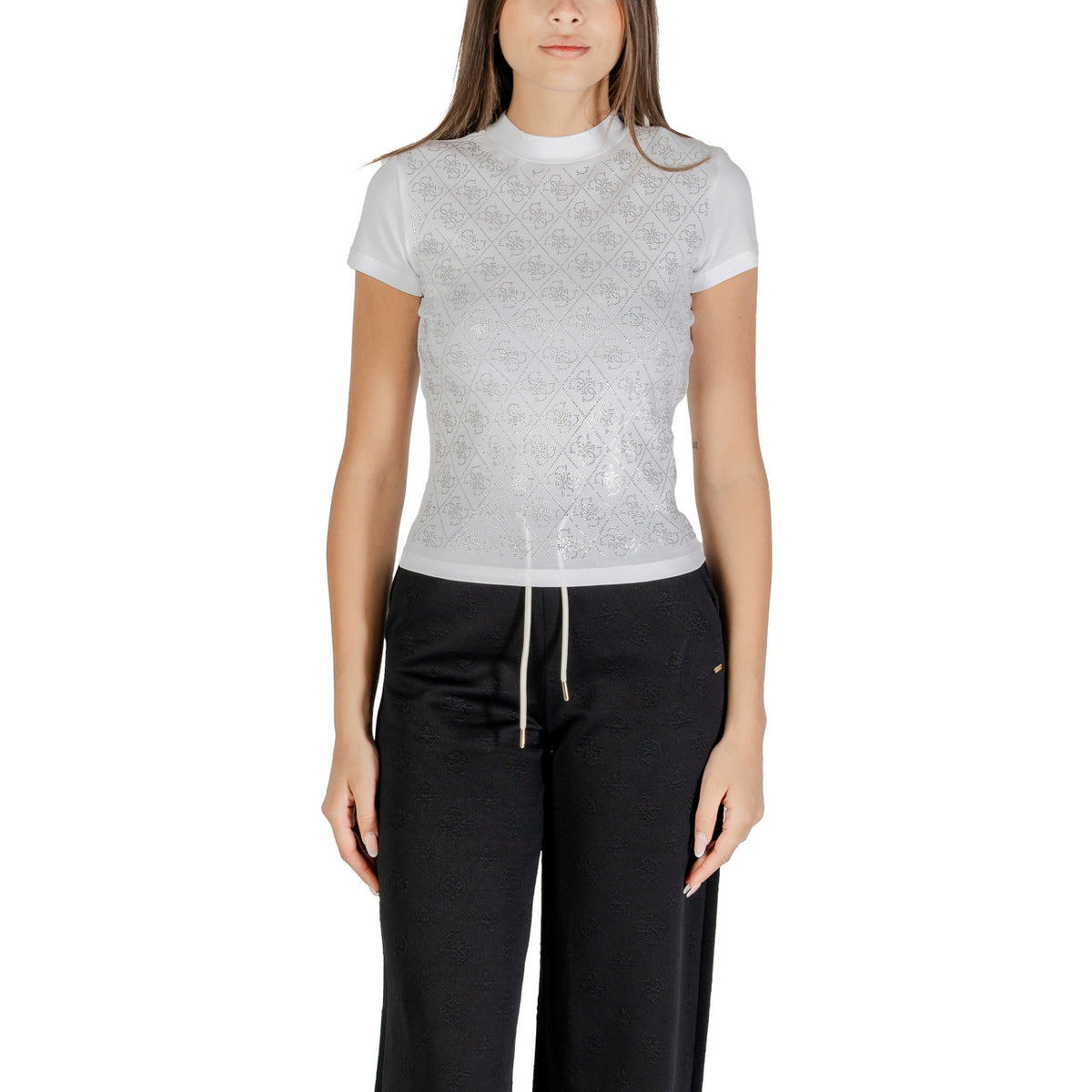 Image 1 : T-shirt blanc Guess femme col rond coupe ajustée manches courtes — delvale