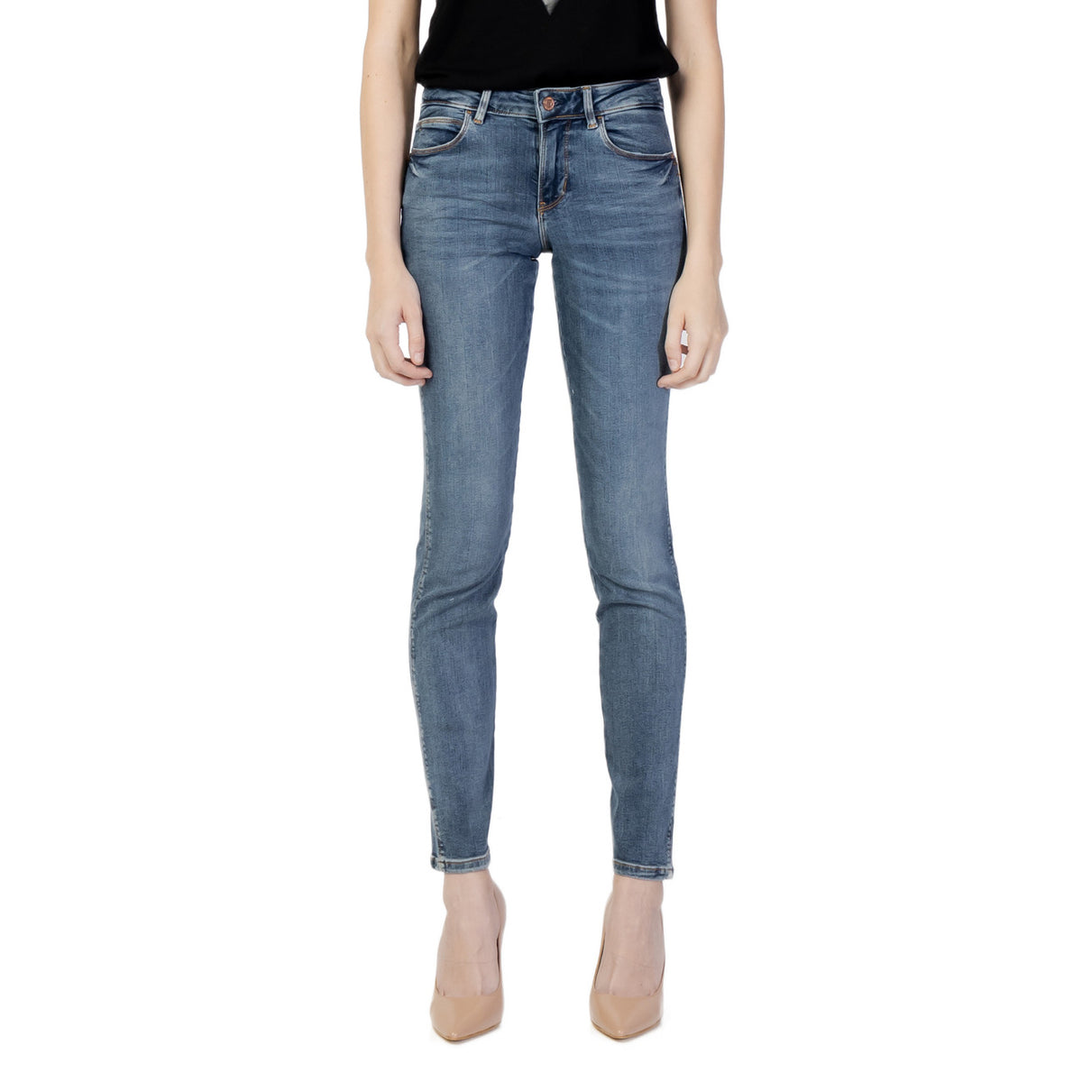 Image 1 : Jeans Guess femme bleu coupe moderne élastique vue de face — delvale