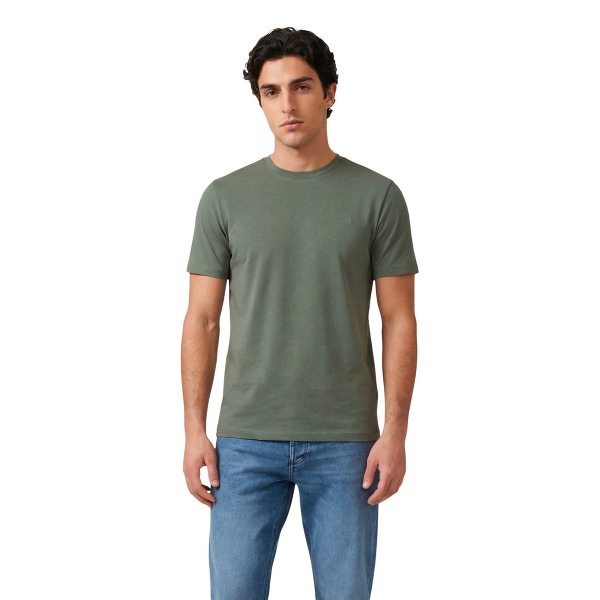 Image 1 : Homme portant un t-shirt Antony Morato col rond en pur coton coloris kaki, vue de face sur fond blanc — 9yvwh4-xt