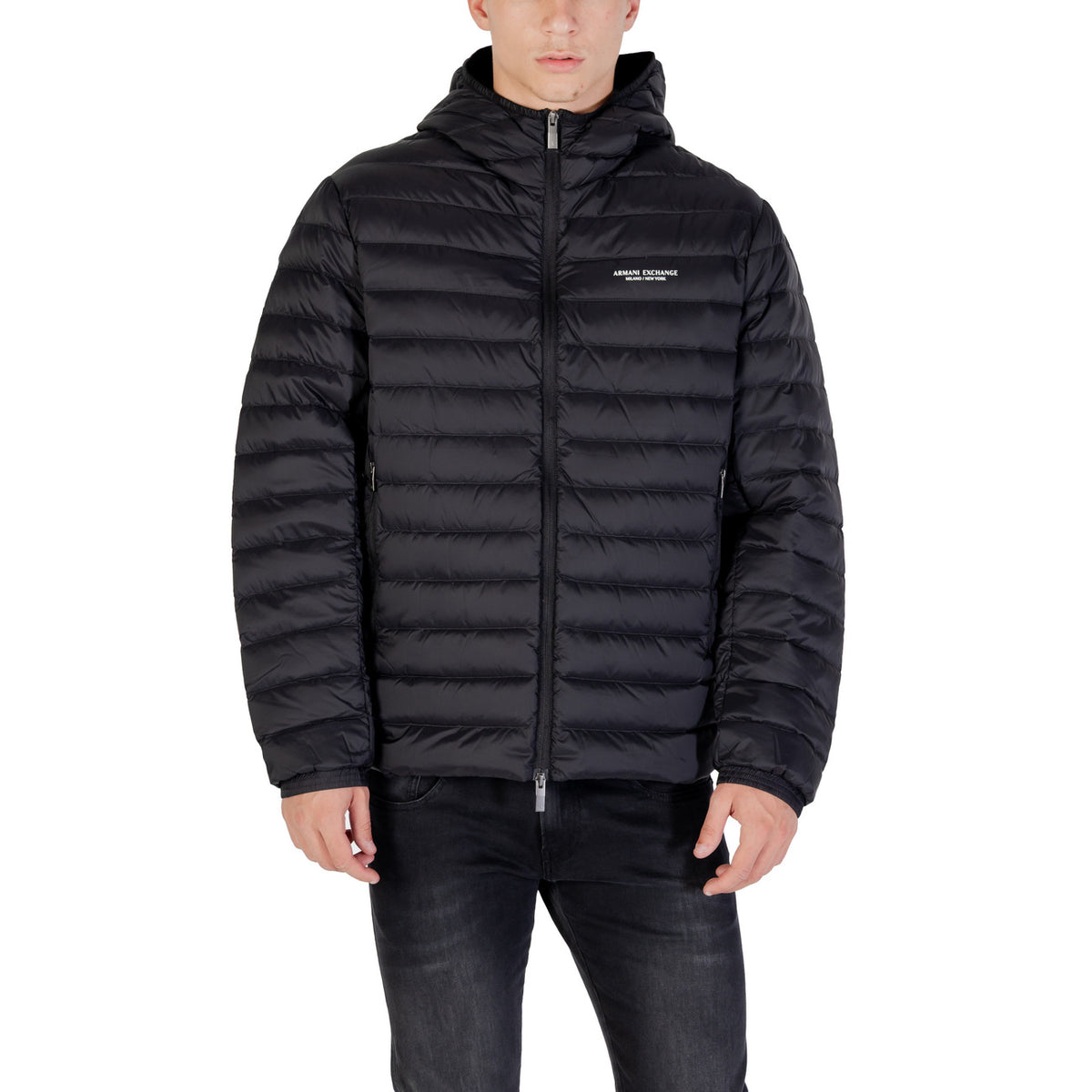 Armani Exchange doudoune homme noir quilts fins capuche logo imprimé poitrine vue de face — Delvale