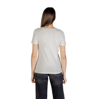 Image 2 : T-shirt Guess Active femme beige avec logo triangle, détail du logo — delvale