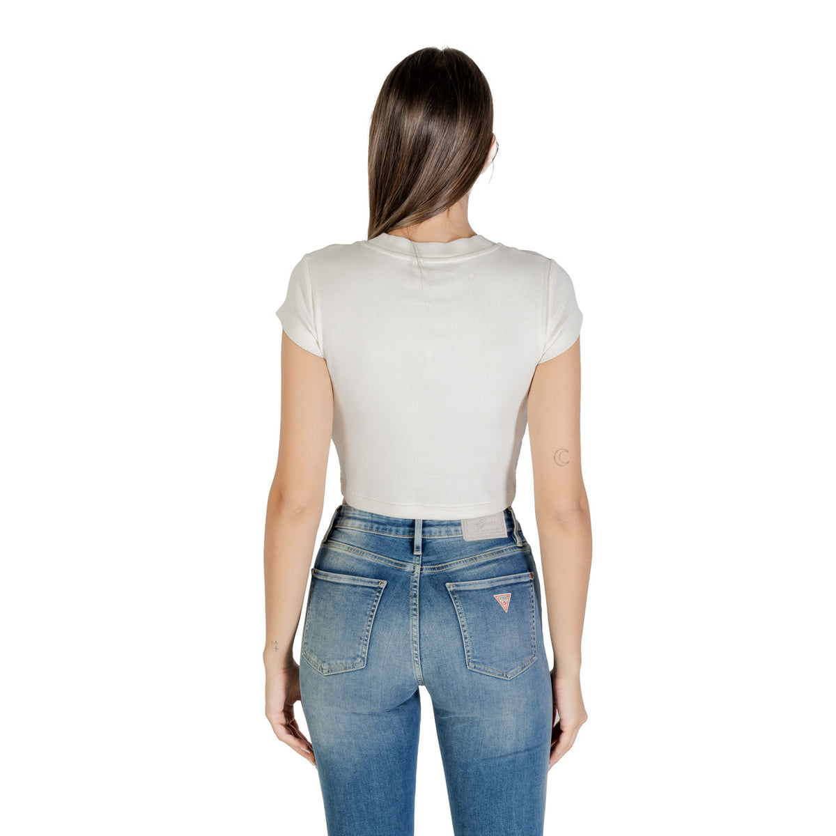 Image 2 : Top Calvin Klein Jeans femme blanc col rond manches courtes détail matière — delvale