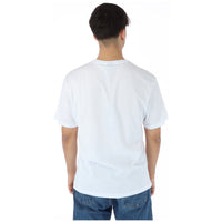 Image 2 : Vue de face du t-shirt North Sails homme blanc, logo bleu arqué centré, encolure ronde et coupe droite décontractée — Delvale