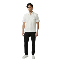Image 2 : Vue frontale de la chemise Antony Morato manches courtes en coton texturé blanc cassé, boutons apparents et col classique — Delvale