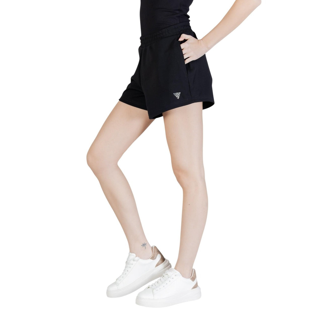 Guess Active damesshorts