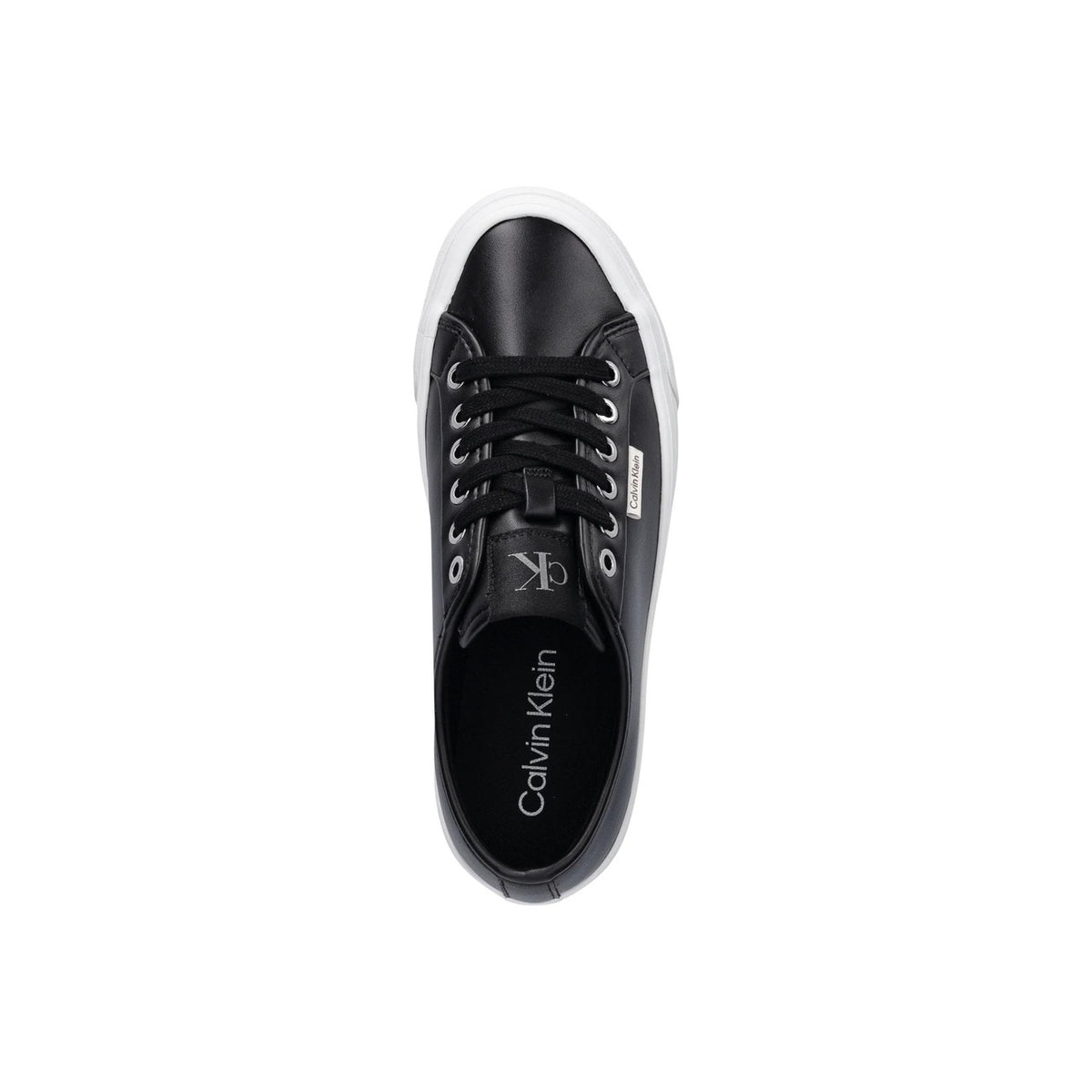 Image 4 : Chaussure Calvin Klein Jeans femme vue de derrière, tige cuir noir et contrefort renforcé — Delvale