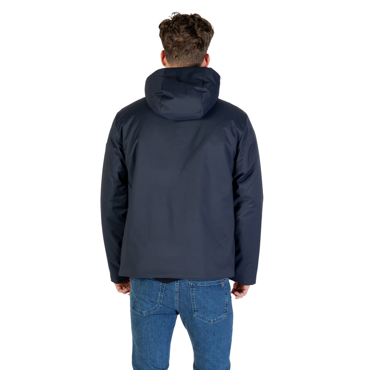 Image 2 : Détail de la veste Ea7 homme bleu avec poches frontales et boutons-pression — Delvale