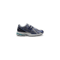 Image 1 : Baskets New Balance 1906R femme bleu marine et gris argenté avec détails turquoise — Delvale