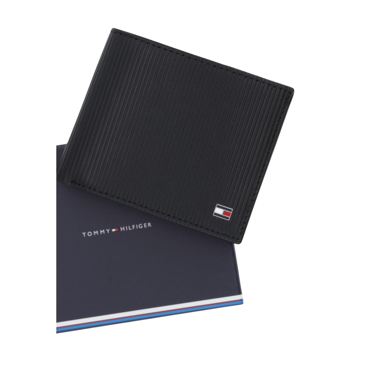 Image 4 : Portefeuille Tommy Hilfiger homme ouvert montrant les compartiments porte-cartes et logement billets — Delvale