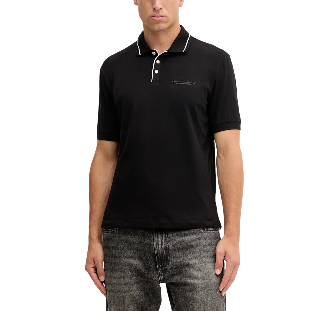 Image 1 : Polo Armani Exchange homme noir col polo liseré blanc boutons logo brodé vue de face — Delvale