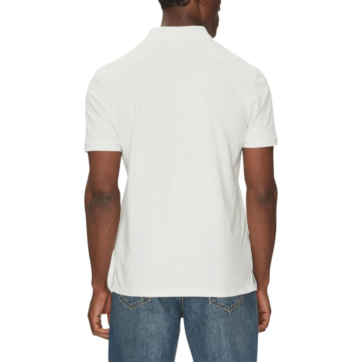 Image 2 : Polo Calvin Klein Jeans homme blanc, détail col et fermeture boutonnée — Delvale