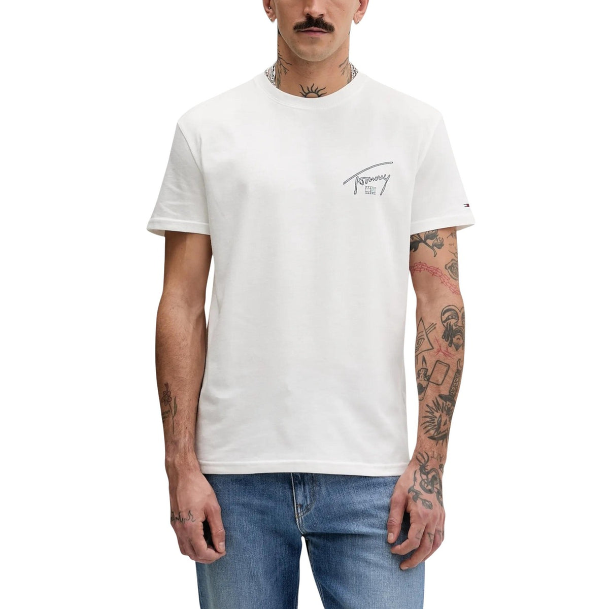 Image 5 : Détail matière et finitions t-shirt marron Tommy Hilfiger Jeans homme — Delvale
