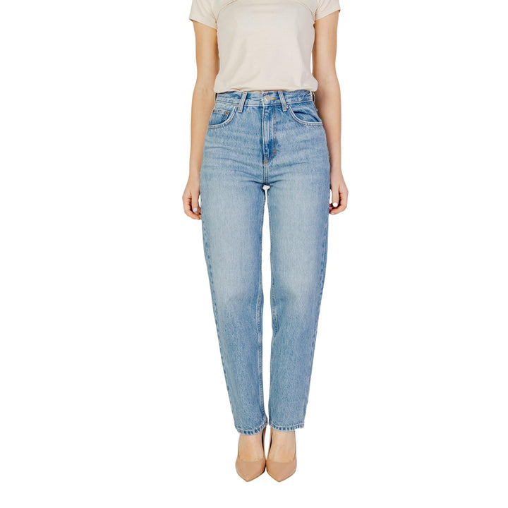 Image 1 : Jeans femme Only bleu en coton, vue de face avec coupe classique — Delvale