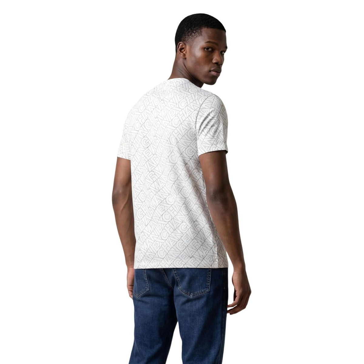 T-shirt Armani Exchange beige vue portée de dos — tombé coton encolure ronde silhouette droite